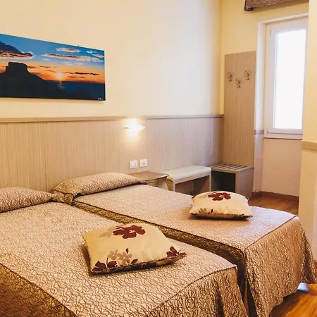 Ξενοδοχείο Corallo 3*