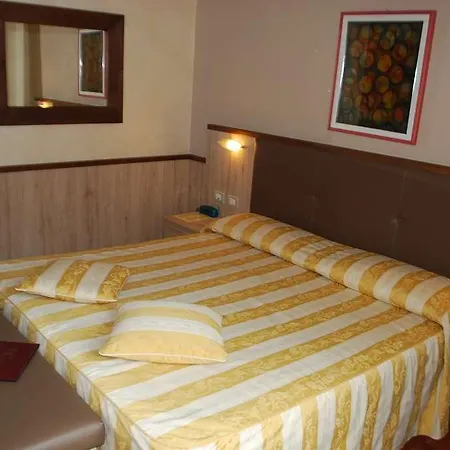 Corallo Hotel 3*